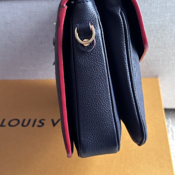 Louis Vuitton Pochette Metis Navy - Picture 16 of 16